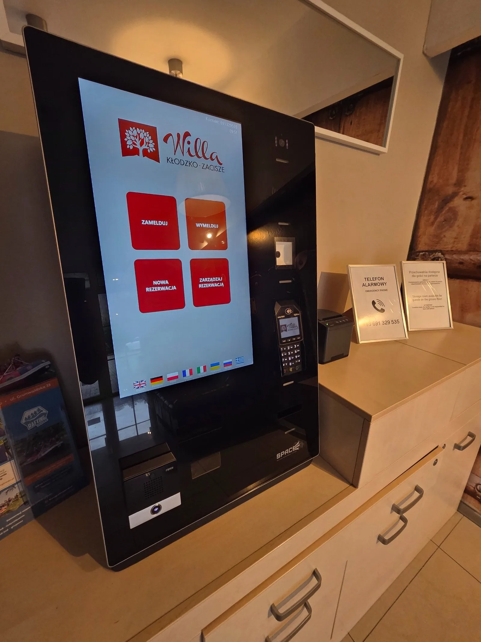 Check-in także późnym wieczorem